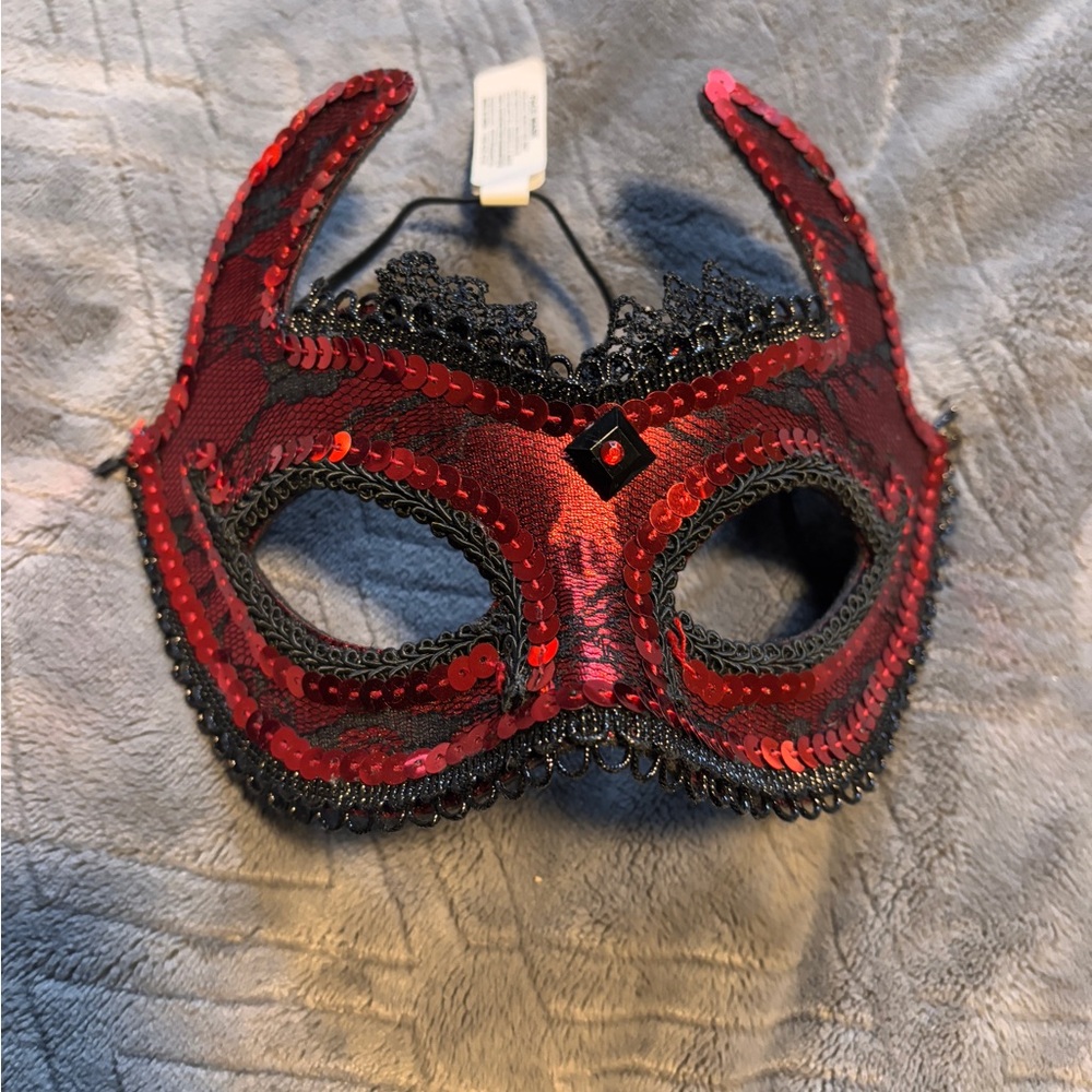 NWT Halloween mask